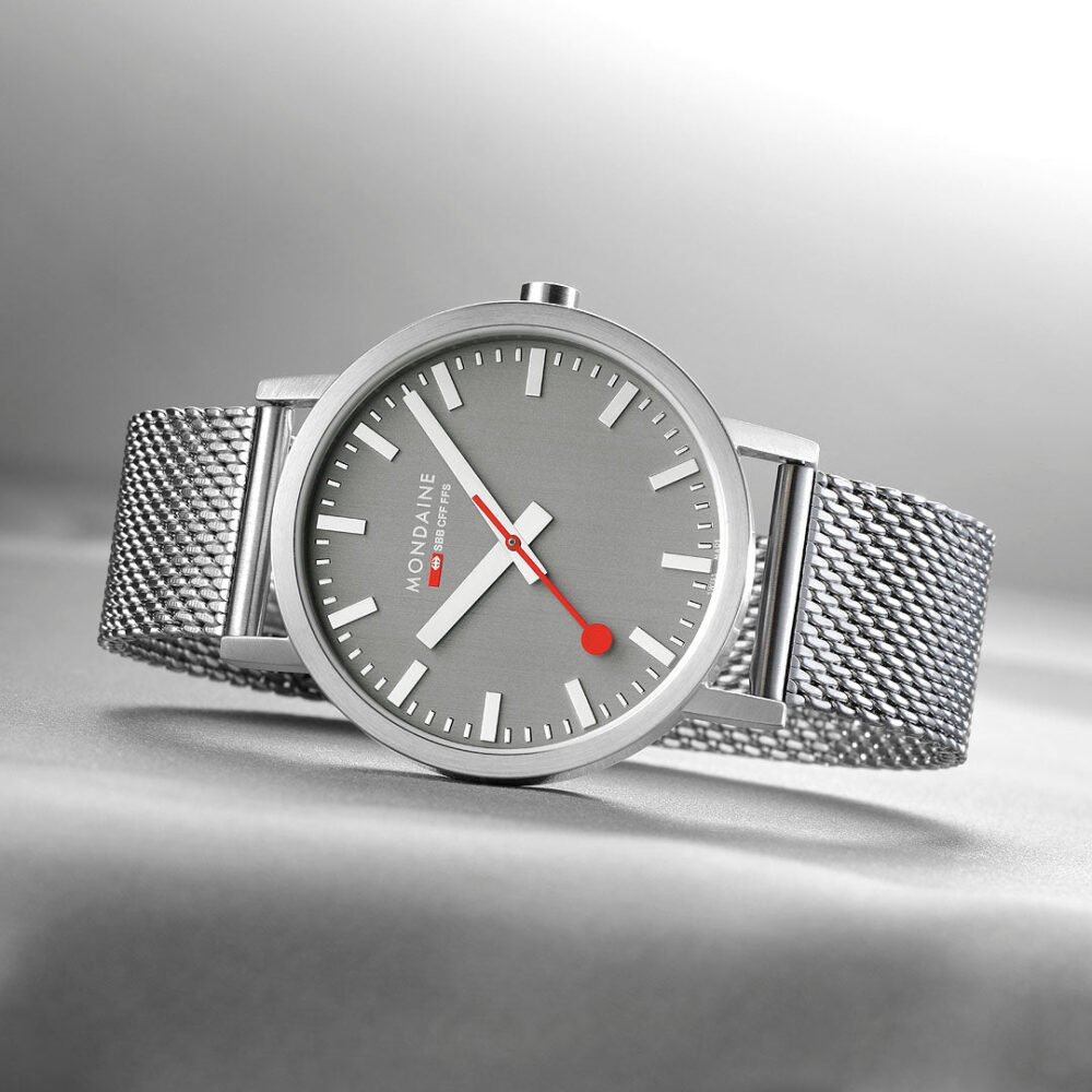 Mondaine Official Swiss Railways Classic Grey 40mm Watch - Image 5