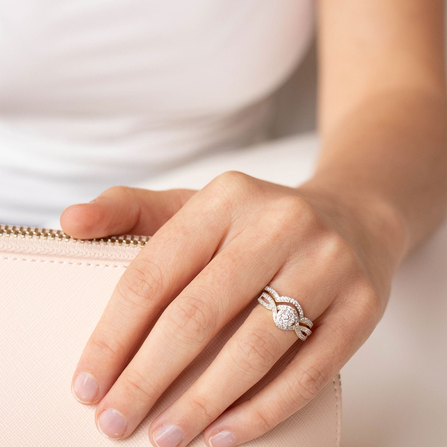 Engagment & Wedding Ring Set with 0.50ct Diamonds in 9K Yellow Gold - Image 2