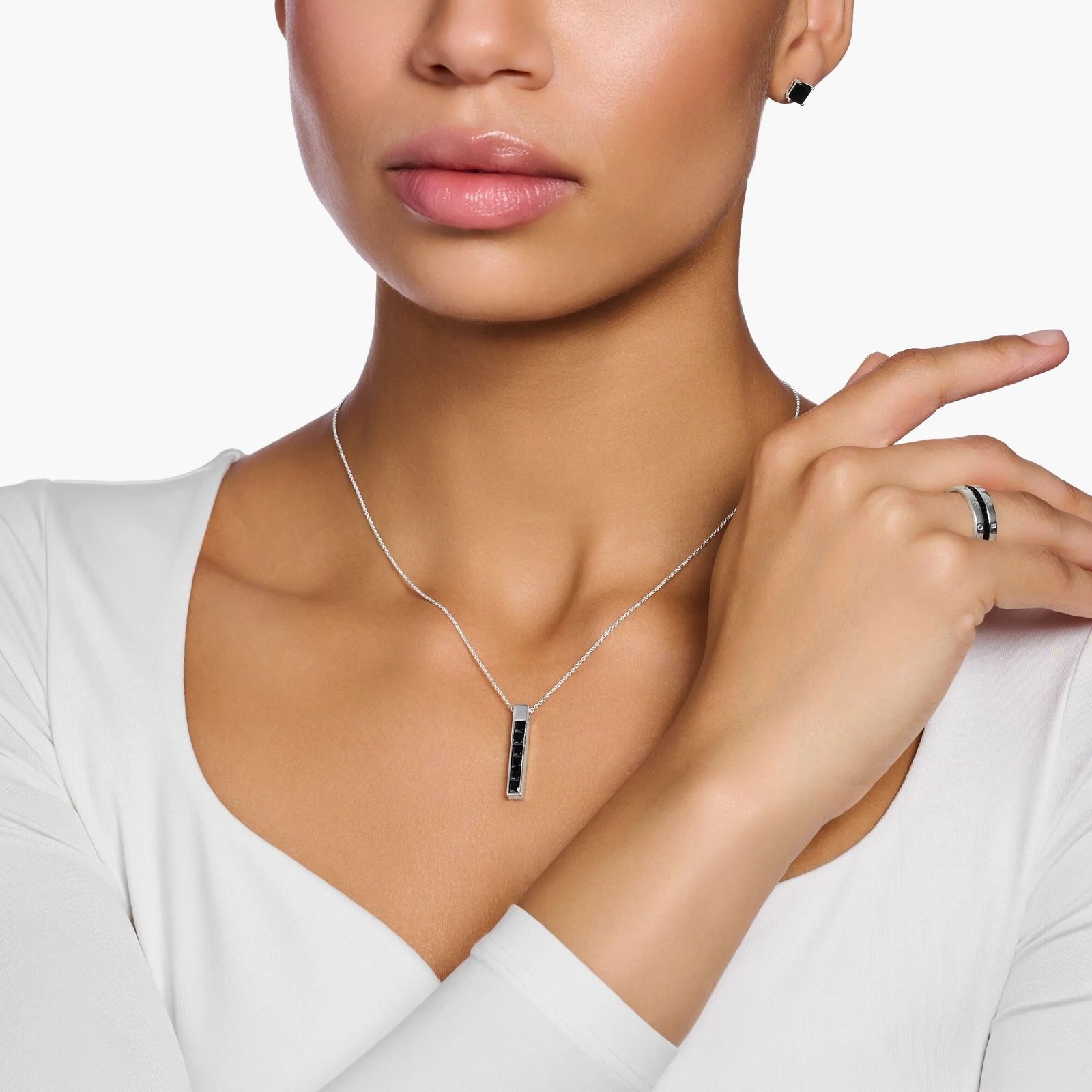 THOMAS SABO Heritage Black Bar Necklace - Image 4