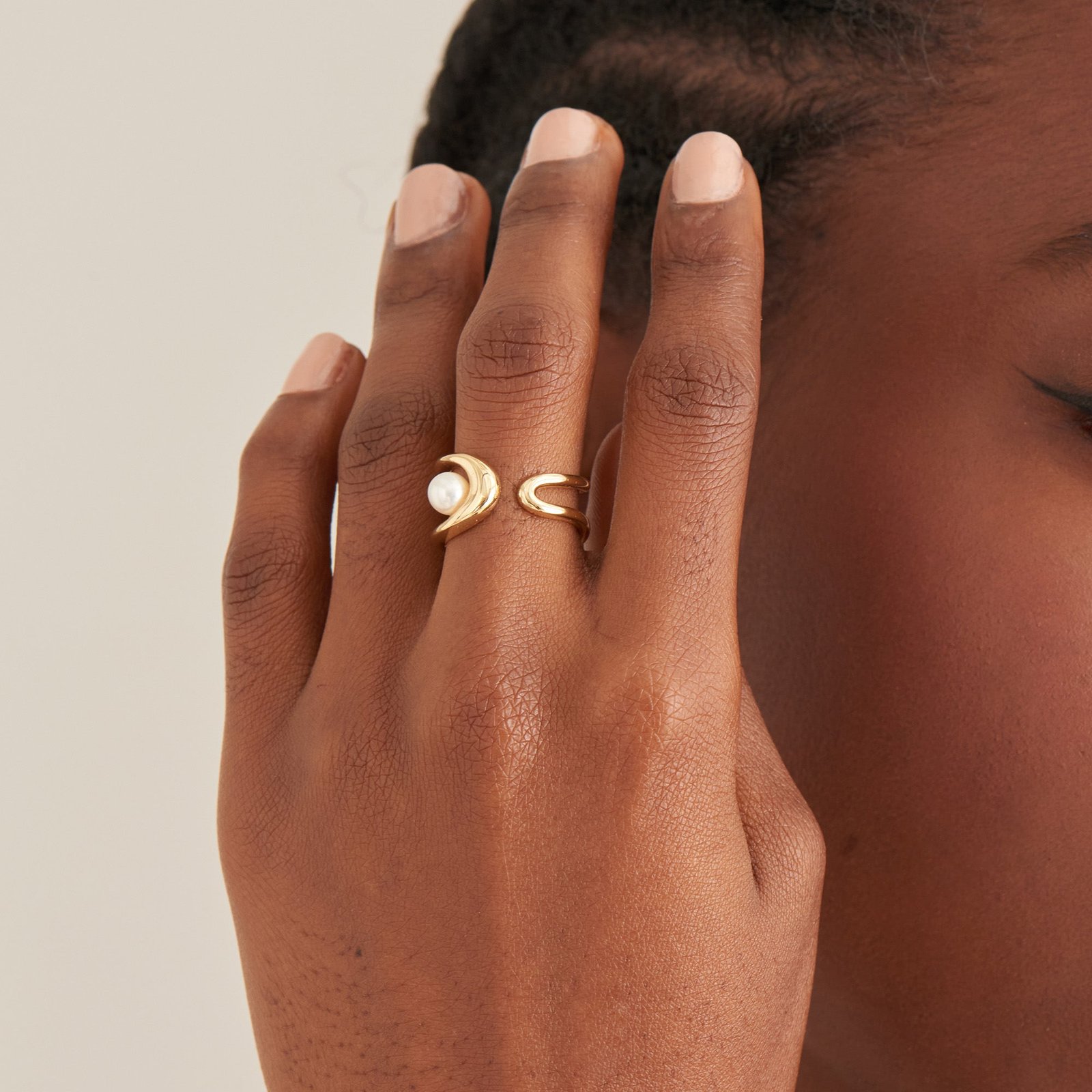 Ania Haie Gold Pearl Sculpted Adjustable Ring - Image 2